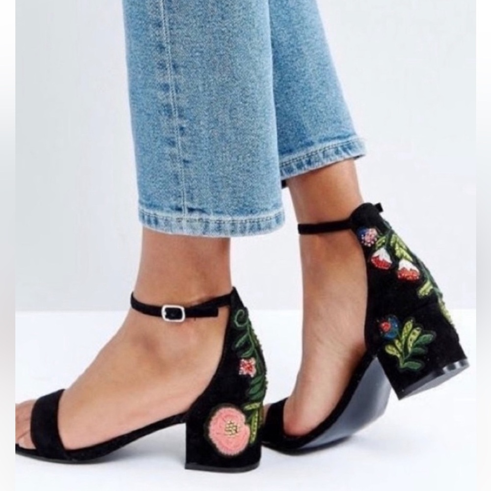 Steve Madden Open Toe Chunky Y2K Low Heel Embroidered Floral HOCO Fairy 8